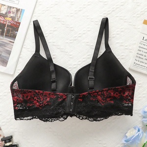 Soutien-gorge d'allaitement grande taille en dentelle de haute qualité pour <span class=keywords><strong>femmes</strong></span>, avec bretelles réglables, vente en gros OEM - Product Image 2