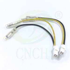 Triumph KTM için 2 yollu dönüş sinyali konektörü adaptör demeti - Product Image 1