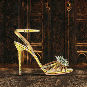 2025คอลเลกชันฤดูร้อนของผู้หญิงขนาดพิเศษส้นสูงบางพิเศษปากปลาพลอยเทียมหัวหัวเข็มขัดสูงด้านบนกลางแจ้ง - Product Image 3