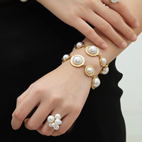 Bracelet en perles de nacre et bague ouverte en acier inoxydable plaqué or véritable 18 carats, ensemble de bijoux pour femme, vente en gros fabricant