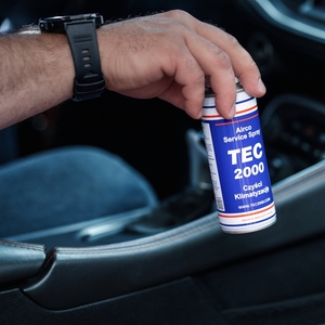 Spray de service rafraîchissant pour climatiseur TEC 2000 amélioré, conçu pour le nettoyage des aérations de véhicules, la désodorisation et les solutions d'entretien intérieur - Product Image 5