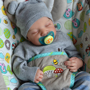 Muñeca de Vinilo Suave de Simulación de Bebé Reborn de 17 Pulgadas, Nueva para 2026, Puede Usarse para la Educación Temprana de Bebés - Product Image 2
