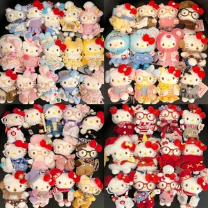 พวงกุญแจตุ๊กตาหมวกแดงนำโชคแบบใหม่ ชุดอุ่นๆ สำหรับฤดูหนาว พร้อมถุงของขวัญลายคิตตี้ - Product Image 2