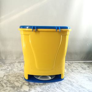 Ручной разбрасыватель удобрений для газона для дозирования семян и удобрений - Product Image 4