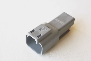 <span class=keywords><strong>DT04</strong></span>-<span class=keywords><strong>2P</strong></span>-<span class=keywords><strong>C015</strong></span>  2 ตำแหน่ง, ตัวเรือนสำหรับขั้วต่อแบบตัวผู้สำหรับยานยนต์, แบบเชื่อมต่อสายกับสาย, ระยะห่างระหว่างแกนกลาง 5.46 มม. (.215 นิ้ว), ปิดผนึกได้, สีเทา - Product Image 4