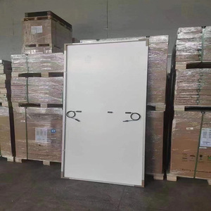แผงโซลาร์เซลล์แบบโมโนคริสตัลไลน์ Q1 ขนาด 530W 535W 540W เซลล์ขนาด 182 มม. เทคโนโลยี PERC สำหรับติดตั้งบนหลังคาเชิงพาณิชย์ - Product Image 2