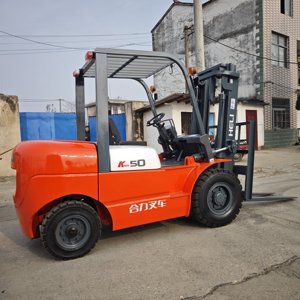 Chariot élévateur Heli d'occasion 5 tonnes à moteur thermique, en bon état, prêt à être expédié, <span class=keywords><strong>vente</strong></span> rapide aux enchères - Product Image 3