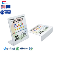 Carte NFC personnalisée avec code QR pour les commentaires Google et la promotion sur les réseaux sociaux pour les restaurants