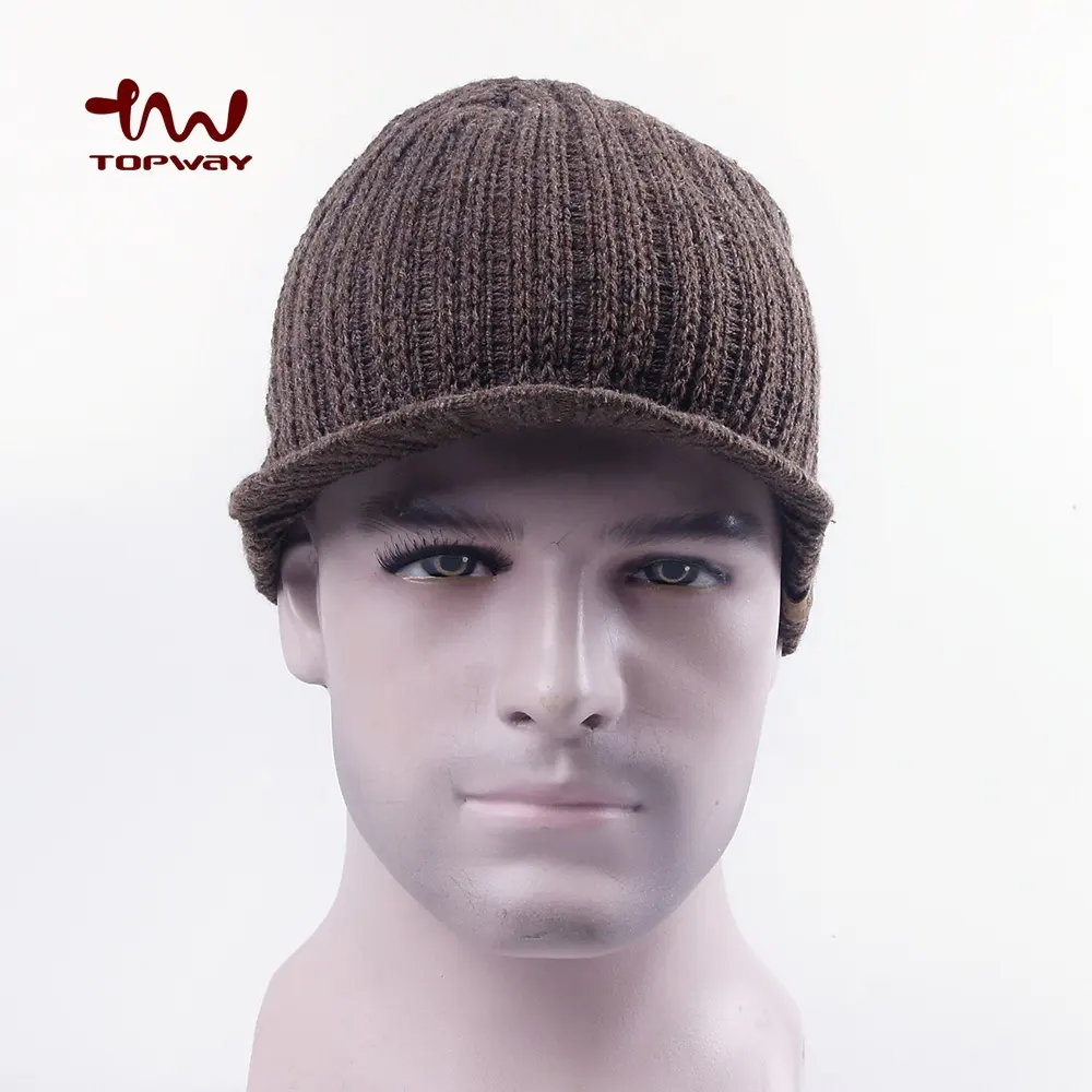 Bonnet de sport de plein air pour hommes, OEM, bonnet en tricot personnalisé avec visière, bon marché, Patch en cuir, vente en gros,