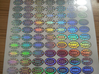 Autocollant holographique personnalisé en forme 3D/2D, résistant aux UV, imperméable, anti-contrefaçon, à bas prix