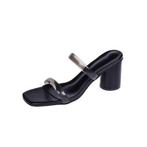 Moda Cool Dragging mujer 2024 verano nuevo estilo tacón grueso punta abierta Cabeza Cuadrada una fuente zapatillas de tacón alto grande - Product Image 2