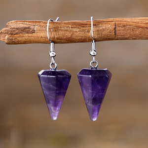 Boucles d'oreilles pendantes en forme de pyramide en améthyste naturelle pour un usage quotidien, origine Jinhua - Product Image 1