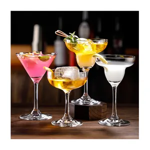 Gelas Cocktail Martini Logo Kustom Buatan Tangan Mewah Bar Batang Panjang Gelas Sampanye Piala Cocktail Coupe Gelas Koktail