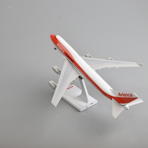 نموذج طائرة بوينج 747 لشركة أفيانكا الكولومبية، 32 سم، لعبة بلاستيكية للجمع، الأكثر مبيعًا - Product Image 6