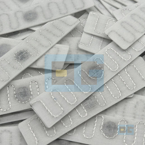 Étiquettes RFID UHF lavables 860-960 MHz Mini étiquettes étanches <span class=keywords><strong>Carte</strong></span> de membre Hôtel Blanchisserie Textile <span class=keywords><strong>Interface</strong></span> NFC 125 KHz Doté de EM4305 - Product Image 2