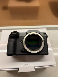 กล้องมิเรอร์เลสฟูจิฟิล์ม GFX100S มือสอง บันทึกวิดีโอ 4K ความละเอียด 102MP ระดับมืออาชีพ ขนาดกลาง - Product Image 4