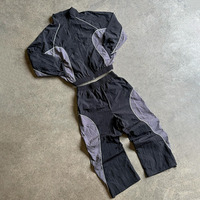 Ensemble 2 pièces unisexe Y2K rétro streetwear urbain : veste courte en nylon froissé color block avec passepoil et pantalon de survêtement large