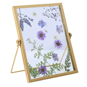Prêt à expédier <span class=keywords><strong>cadre</strong></span> <span class=keywords><strong>photo</strong></span> en métal à double face en <span class=keywords><strong>verre</strong></span> flottant pour photos de fleurs pressées - Product Image 1