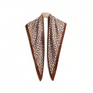 Bufanda triangular multifuncional de 135x60cm con patrón geométrico, accesorio de moda para hombres y mujeres - Product Image 2