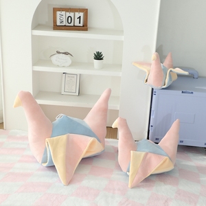 Cuscino Peluche a Forma di Gru Origami, Morbido e Soffice, Decorazione per Casa, Divano, Camera da Letto, Regalo per Ragazze e Amiche - Product Image 2
