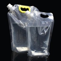 Pochette souple transparente de haute qualité avec bec verseur et poignée, sac d'emballage liquide en plastique transparent pour le stockage de bière, jus, soupe et eau