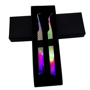 Pince à épiler pour extensions de cils Rainbow, pointe en fibre, courbée à 90 degrés, personnalisée, avec boîte de rangement - Product Image 1