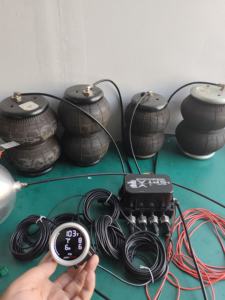 <span class=keywords><strong>KIT</strong></span> <span class=keywords><strong>universel</strong></span> de suspension pneumatique à électrovanne 12v avec compresseur SQ420 et réservoir 3G et jauge de pression d'<span class=keywords><strong>air</strong></span> à affichage cinq en un - Product Image 6