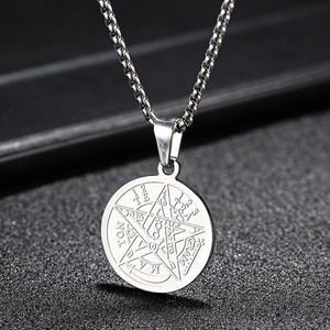 Collier Talisman Salomon au Design Unique, Bijou Amulette en Acier Inoxydable, Pendentif Gravé Pentagramme, Bijoux Personnalisés en Argent - Product Image 3