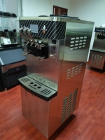 Machine à glace molle commerciale 3 saveurs