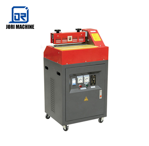 Máquina Laminadora de Pegamento Termofusible para la Fabricación de Trampas para Ratas - Product Image 3