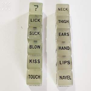 <span class=keywords><strong>Dados</strong></span> de Posición en Inglés que Brillan en la Oscuridad de 16 mm, <span class=keywords><strong>Dados</strong></span> de Juego Divertidos para Parejas Adultas - Product Image 3