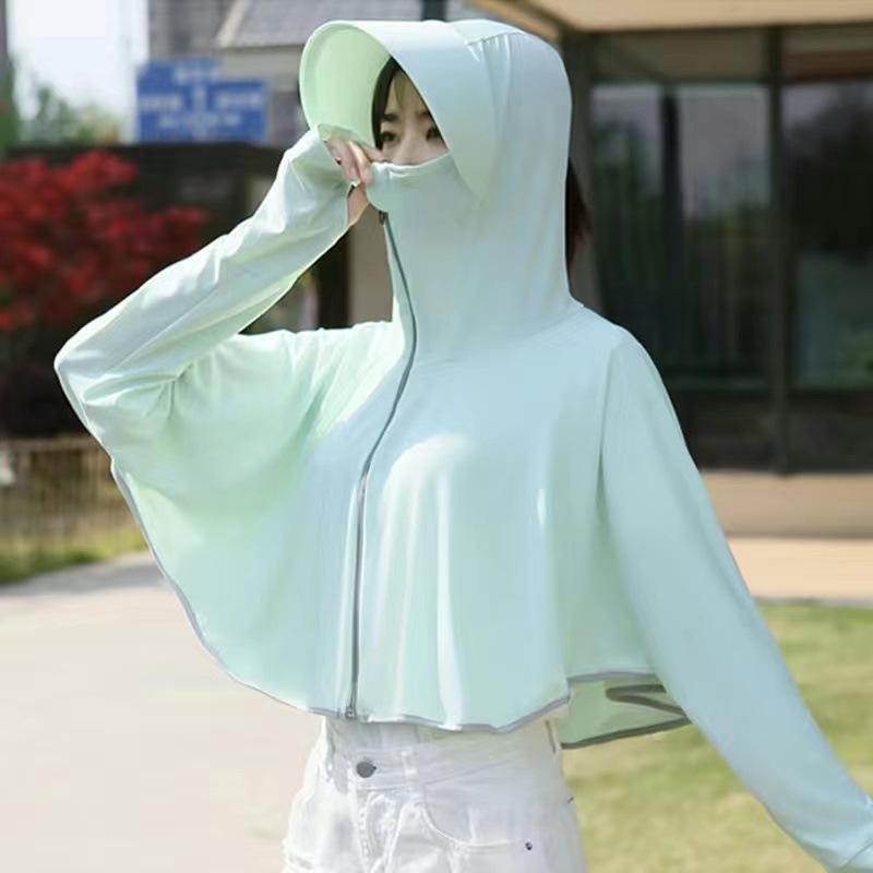 เสื้อกันแดด - ปีกกว้าง สีเขียวอ่อน - ผ้าไอซ์ซิลค์