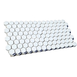 Mosaïque hexagonale en <span class=keywords><strong>céramique</strong></span> d'alumine 92% Al2O3, résistante aux chocs et à la compression - Product Image 4