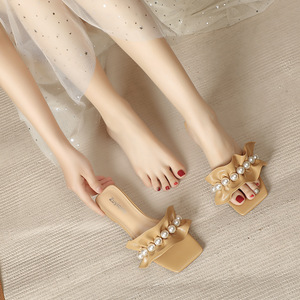 Summer new style <b>sandals</b> for women with one-piece buckle straps, high heels, <b>bow</b> and pearl accents - Product Image 2