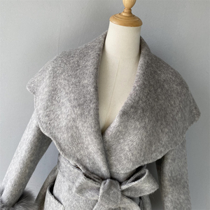Abrigo Largo de Cachemira Suave Personalizado de Doble Cara con Botones y Puños de Piel Auténtica para Mujer, Transpirable, Informal, para Otoño e Invierno, Color Gris - Product Image 4