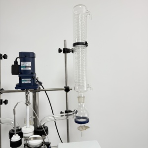 100L chân không cao phòng thí nghiệm hai lớp khuấy sưởi ấm thủy tinh lò phản ứng lọc lò phản ứng - Product Image 5