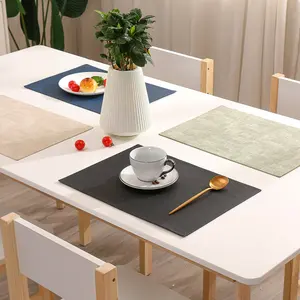 2021 Hot Selling Wasch bare gewebte PVC-Vinyl-Tischs ets Hitze beständiges Stoff-Tischset für Küchen-Patio-Tisch dekorationen