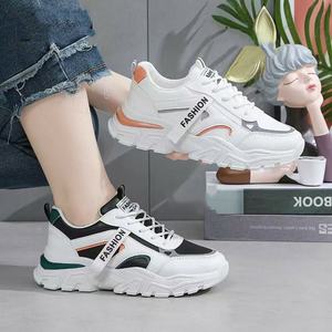 Chaussures de <span class=keywords><strong>skate</strong></span> d'hiver en cuir à semelle épaisse, chaussures décontractées d'occasion pour femmes, vente en gros bon marché - Product Image 1