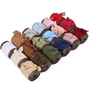 شريط قطني صديق للبيئة مصنوع يدويًا بلون أخضر وبحواف مهترئة مقاس 1 1/2 بوصة لتغليف الهدايا وتزيين دعوات الزفاف - Product Image 6