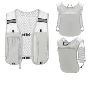 Gilet de sport léger, imperméable et respirant pour activités de plein air, <span class=keywords><strong>sac</strong></span> à <span class=keywords><strong>dos</strong></span> d'hydratation pour la course, le trail, le camping et le cyclisme - Product Image 2