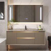 Rak Kamar Mandi Kayu Solid Menggantung Dengan Kabinet Cermin LED Depan Beralur dan Jam Digital
