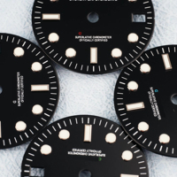Nouveau cadran de montre en acier inoxydable bleu vert lumineux de 28,5 mm pour mouvement NH34