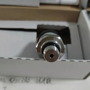 MC OEM A-10 1/4A DIN EN ISO 1179-2 Sortie 4-20mA/DC 0-10V IP54 Garantie 1 an 0-1000 bar 0,25% - Product Image 5