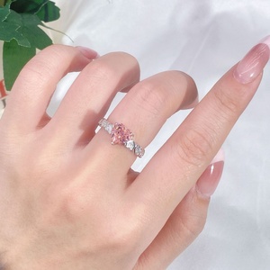 แหวนเงินแท้ S925 ประดับ<span class=keywords><strong>เพชร</strong></span>เต็มวง ประดับ<span class=keywords><strong>พลอย</strong></span>แซฟไฟร์สีชมพูและเพทายคาร์บอนสูง ดีไซน์ทันสมัย ขายดีจาก SPJ สำหรับผู้หญิง - Product Image 4