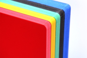 แผ่นโฟมพีวีซี AIBO 8-16 มม. 1220x2440 มม. สีสันสดใส กันน้ำ ทนไฟ สำหรับงานโฆษณาภายในอาคาร ตัดด้วยเครื่อง UV - Product Image 2