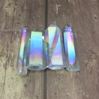 Großhandel hochwertige Hand gravur Aura Clear Quartz Point Kristall Aura für die Dekoration