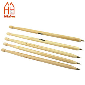 Bolígrafo De Madera promocional personalizado, bolígrafo con forma de baqueta con impresión de logotipo personalizado, tinta negra o azul. - Product Image 5