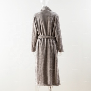 Plush Jacquard <strong>Robes</strong> for Women Warm Coral Fleece Pyjamas Floor Length Customized Bathrobes Adult Thicker Long <strong>Coat</strong> with Pockets - Product Image 3