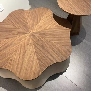 Tavolino Moderno Bianco Rotondo con Piano e Base in Legno, Adatto per Soggiorno, Caffè e Sala da Pranzo, Arredamento Casa - Product Image 4