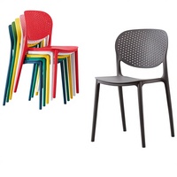 Chaise en plastique empilable multicolore respirante, chaise de salle à manger ergonomique avec dossier creux pour restaurant extérieur, hôtel